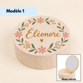 Boîte à bijoux ronde en bois personnalisée avec prénom et décoration florale