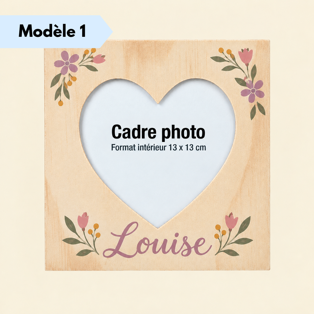 Cadre photo cœur en bois personnalisé avec prénom et décoration florale