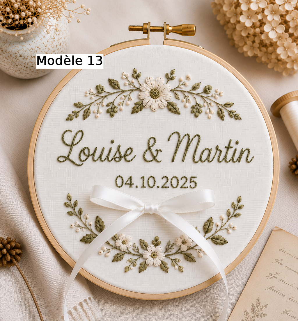 Porte-alliances mariage avec motifs floraux brodés