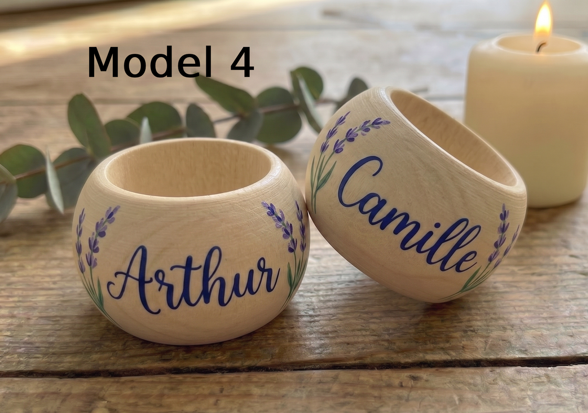 Ronds de serviette en bois peints à la main pour mariage